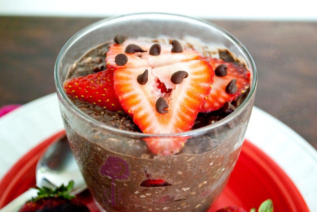 Chocolate Covered Strawberry Overnight Oats