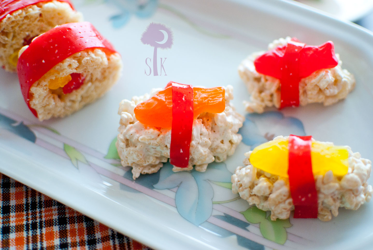 Candy Sushi A Tray of Colorful Candy Shaped Like Sushi. Small (9 Pc)