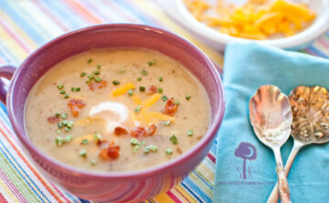 Skinny Loaded Baked Potato Soup