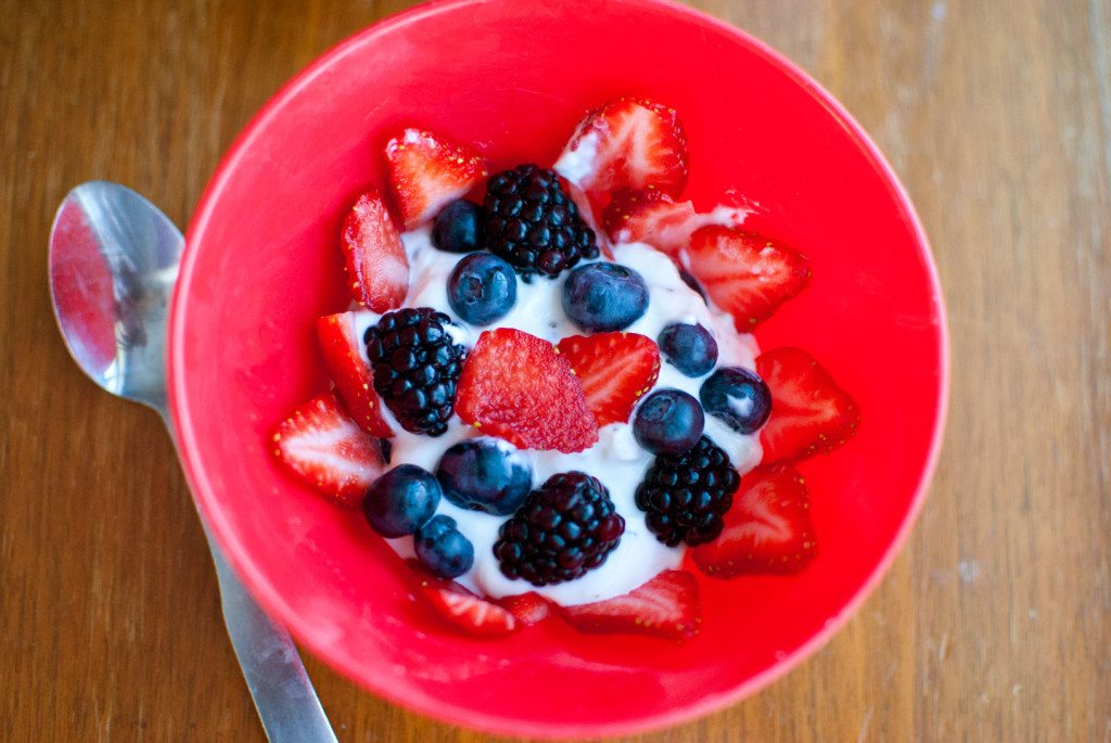 yogurt-bowl-what-I-ate-wednesday