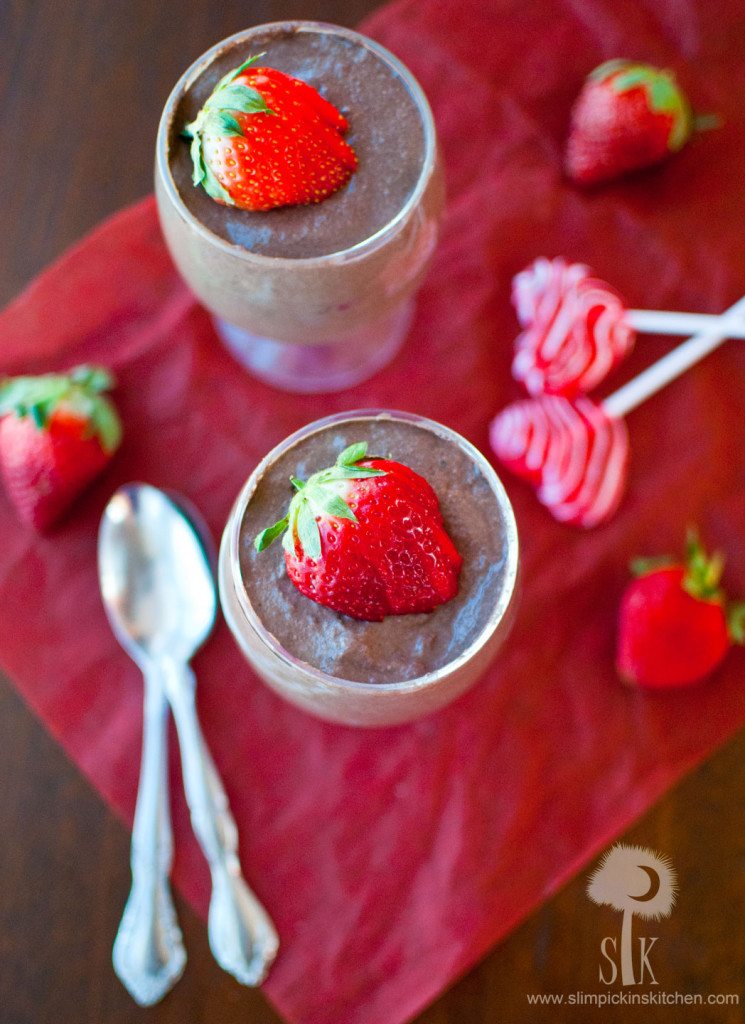 Raspberry Chocolate Greek Yogurt Mousse for Two | Valentine's Day Dessert Recipes