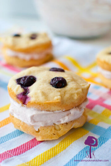 Berry Vanilla Whoopie Pies