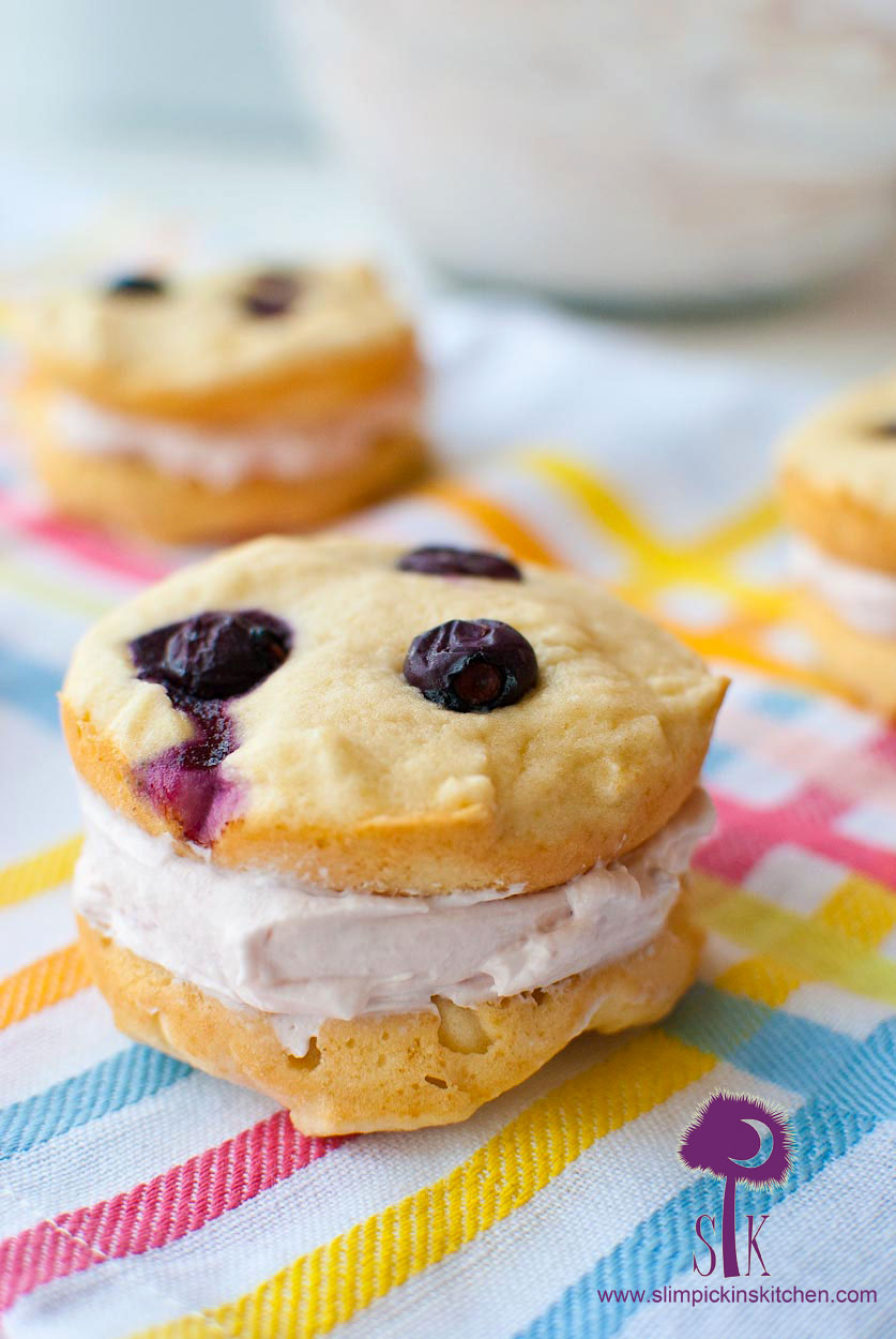 Berry Vanilla Whoopie Pies