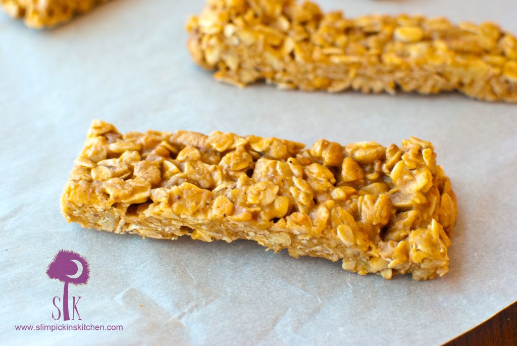 Chewy, No Bake Peanut Butter and Honey Granola Bars