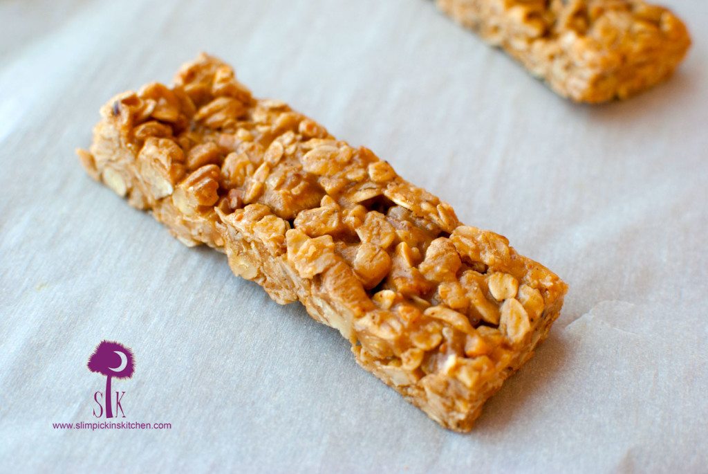 Chewy, No Bake Peanut Butter and Honey Granola Bars