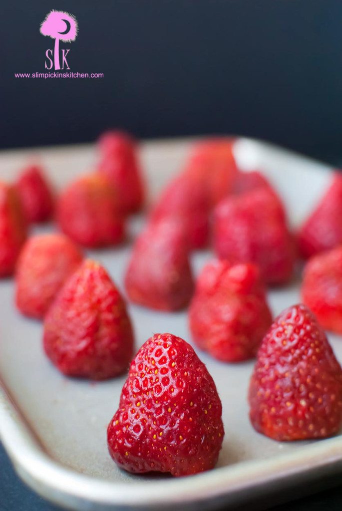 How-to-freeze-strawberries-2