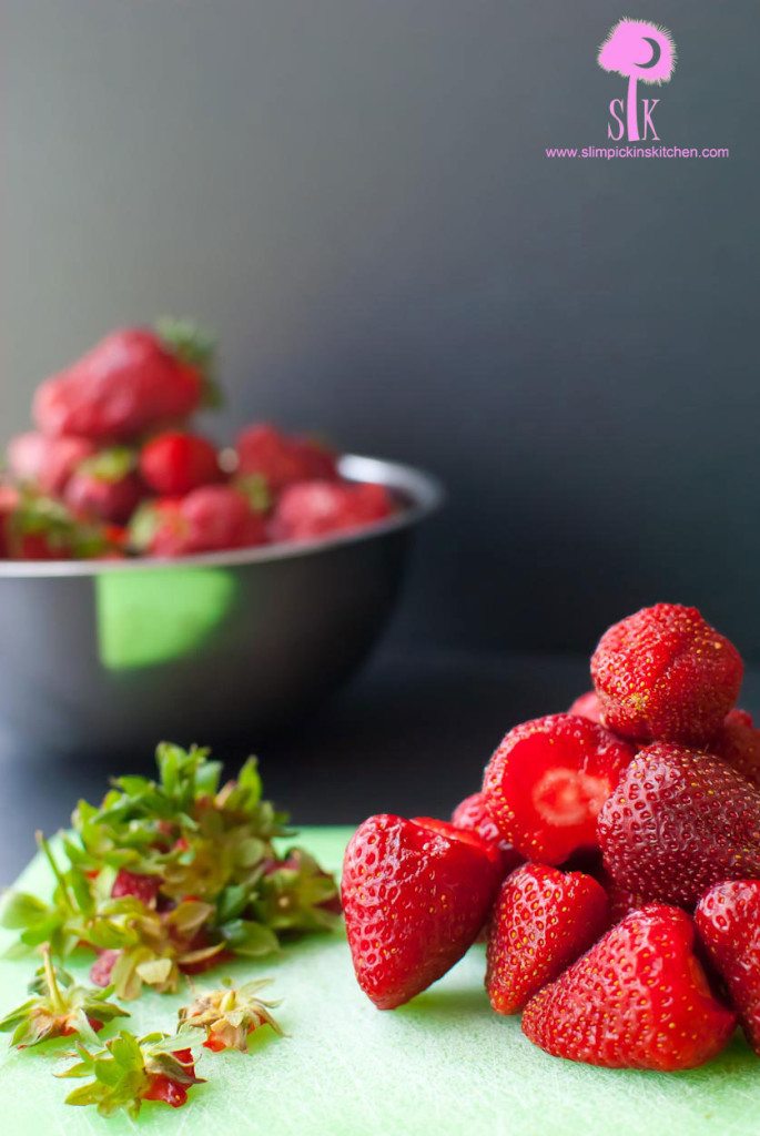 How-to-freeze-strawberries-3