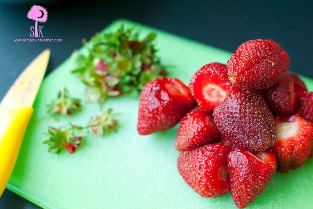 How-to-freeze-strawberries-4