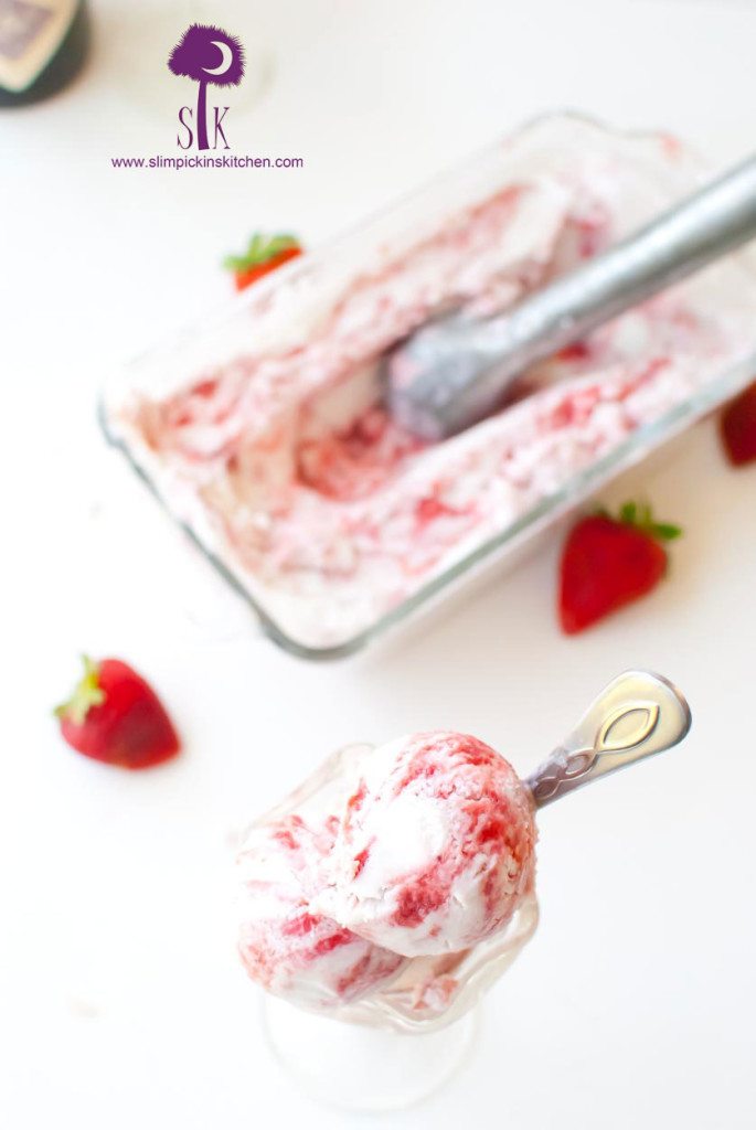 Strawberry Rhubarb Port Swirl Ice Cream