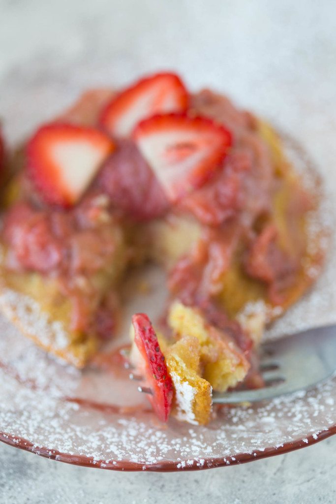 Mini Gluten Free Strawberry Rhubarb Upside Down Cake Recipe: ursting with sweet strawberries, sour rhubarb, and a spritz of summery lemon, these gluten-free & refined sugar-free w/ vegan option Strawberry Rhubarb Upside Down Cakes taste like a breezy summer day in the Southern sun! 