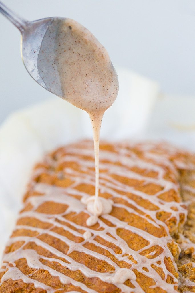 Chia and Chai Breakfast Bread: A seductively spiced, no-knead, easy to make bread recipe that's the perfect quick breakfast on a crisp fall morning! 