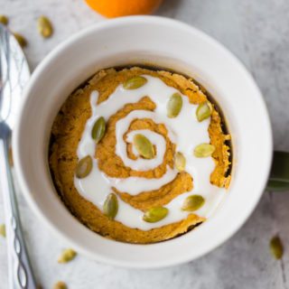 Gluten Free Pumpkin Cinnamon Roll in a Mug: This amazing quick, easy, and healthy paleo mug cake recipe is the perfect healthy fall breakfast!