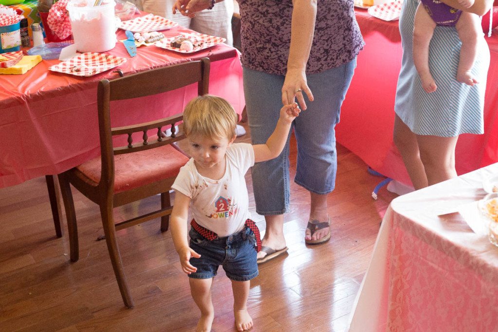 Owen's 2nd Barnyard Birthday Bash and a Pigs In Mud Cake!