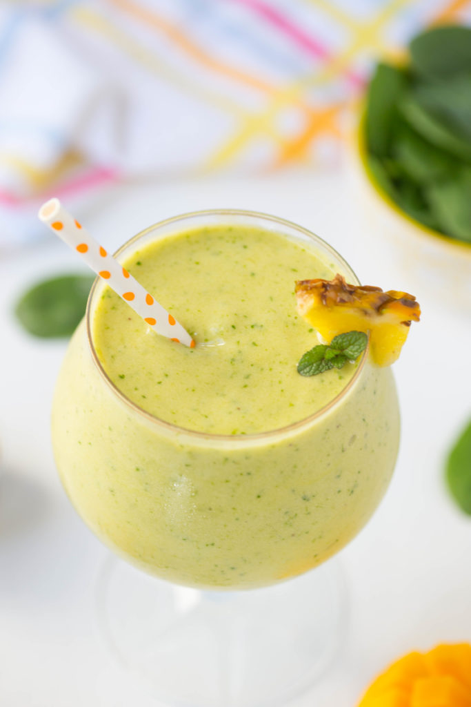 https://slimpickinskitchen.com/wp-content/uploads/2019/01/High-Protein-Tropical-Green-Smoothie-2-of-5-1-683x1024.jpg