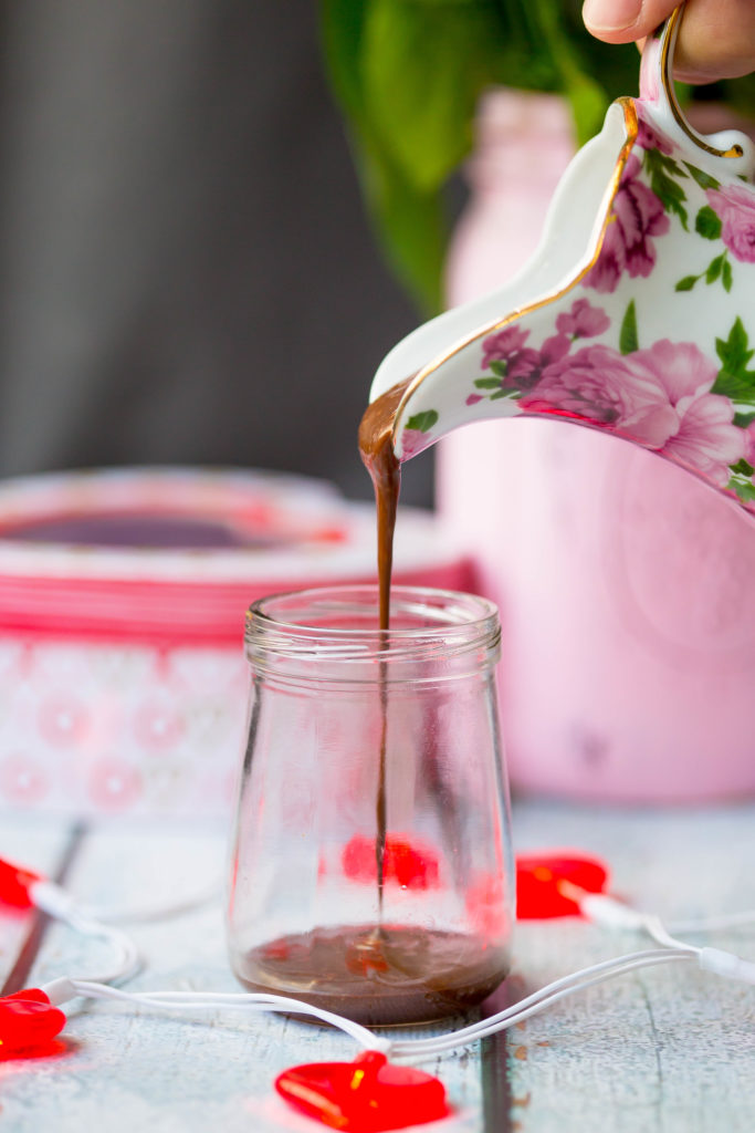 Easy Chocolate Covered Strawberry Pots de Creme | Blender Pots de Creme