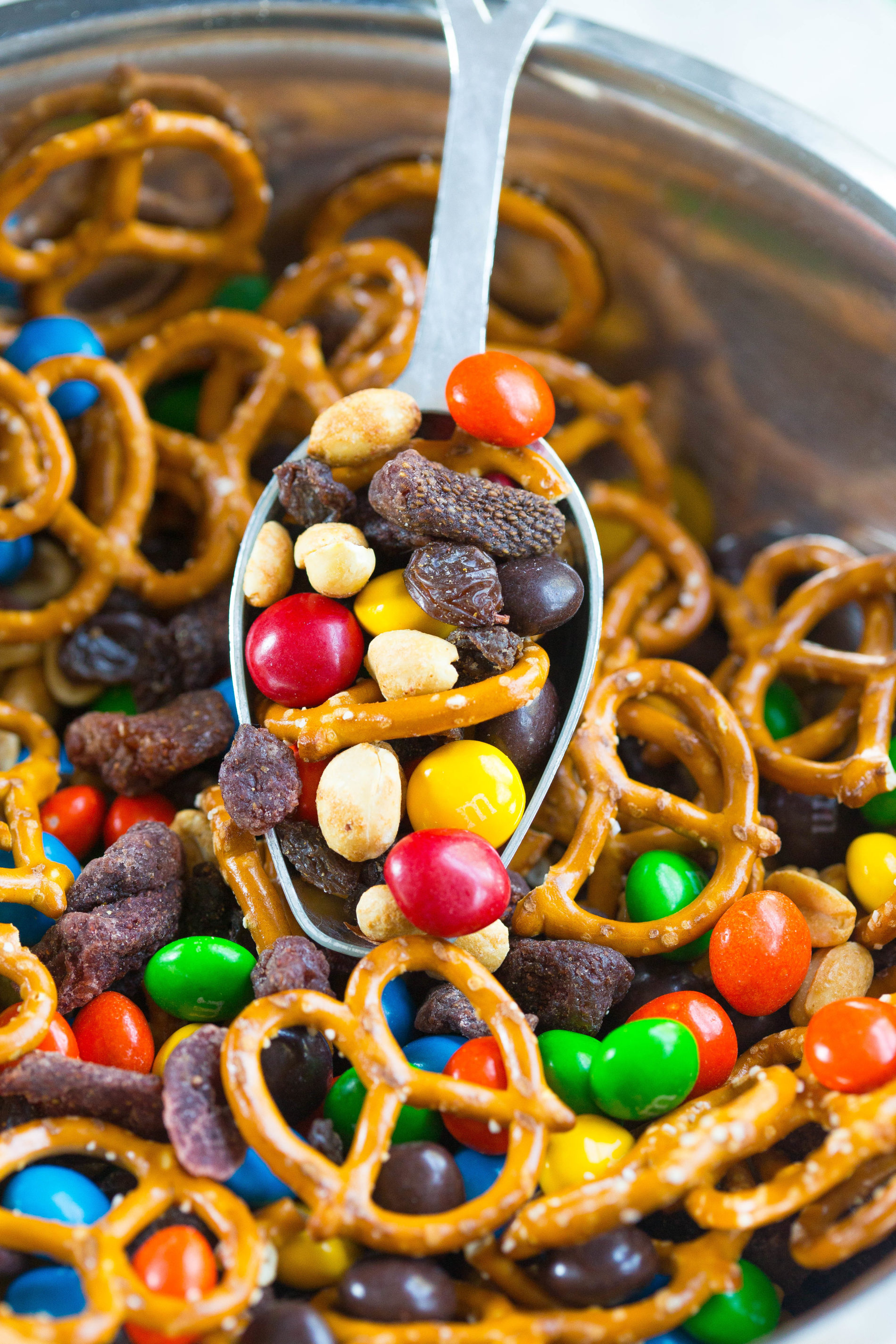 peanut-butter-and-jelly-trail-mix-homemade-trail-mix